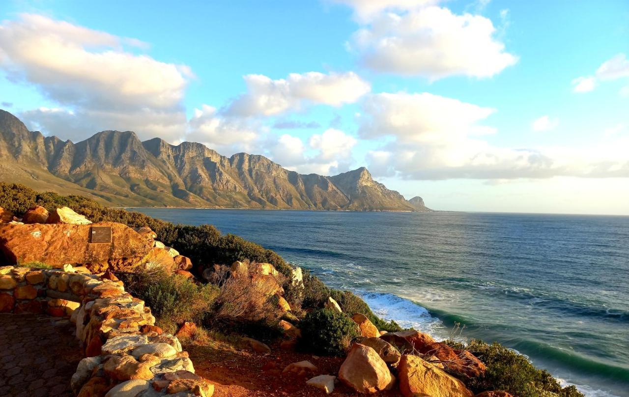 Silverdunes - Seaview Bettys Bay Bagian luar foto