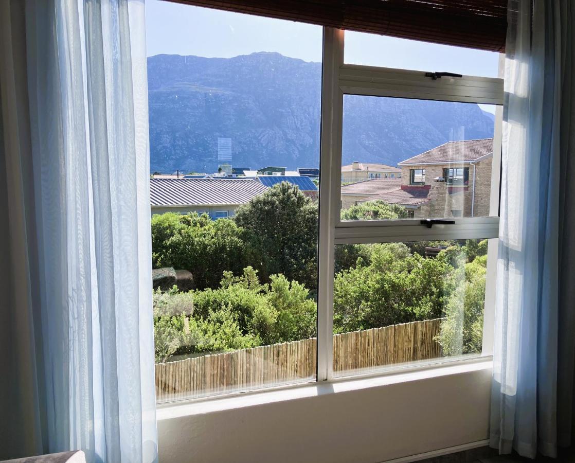 Silverdunes - Seaview Bettys Bay Bagian luar foto